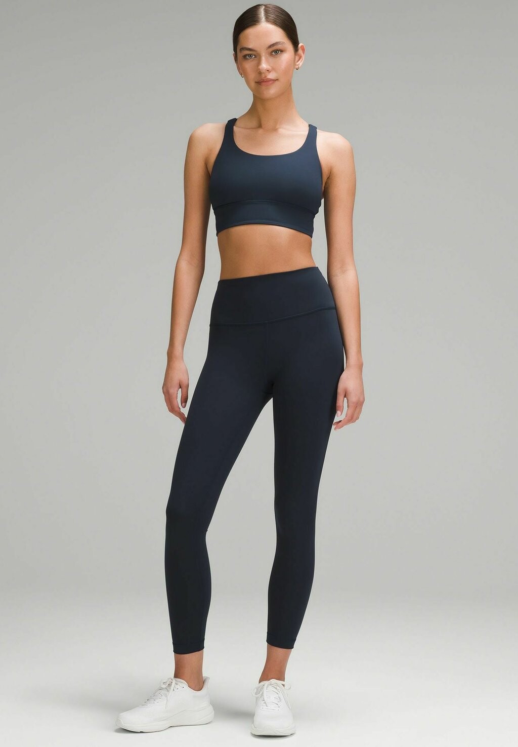 Тайтсы WUNDER TRAIN HIGH-RISE 64CM lululemon, темно-синий
Тайтсы WUNDER TRAIN HIGH-RISE 64CM lululemon, темно-синий