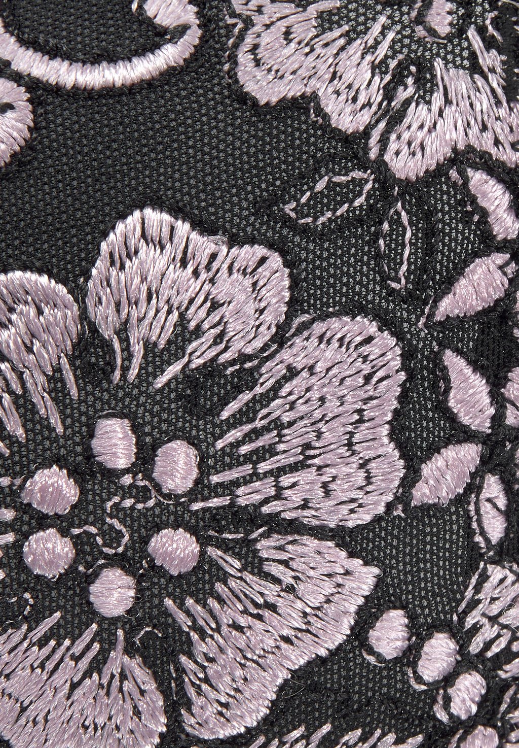 Бюстгальтер на косточках LASCANA, черный
Бюстгальтер на косточках LASCANA, черный