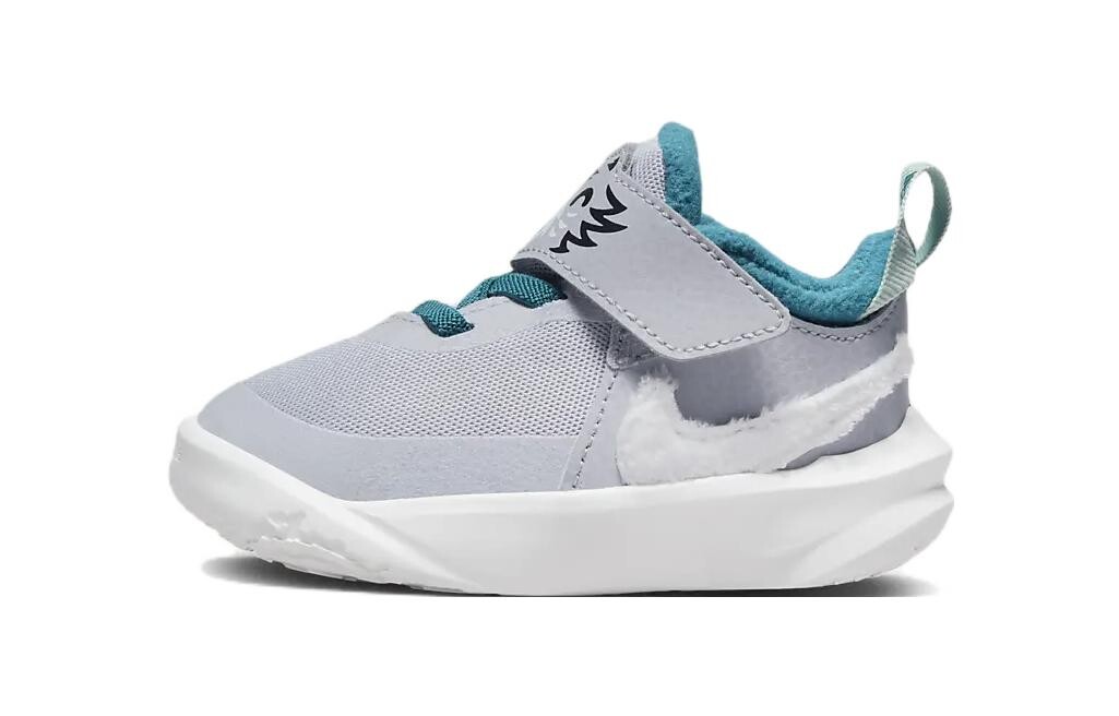 Кроссовки для малышей Nike Team Hustle D 10 TD
Кроссовки для малышей Nike Team Hustle D 10 TD