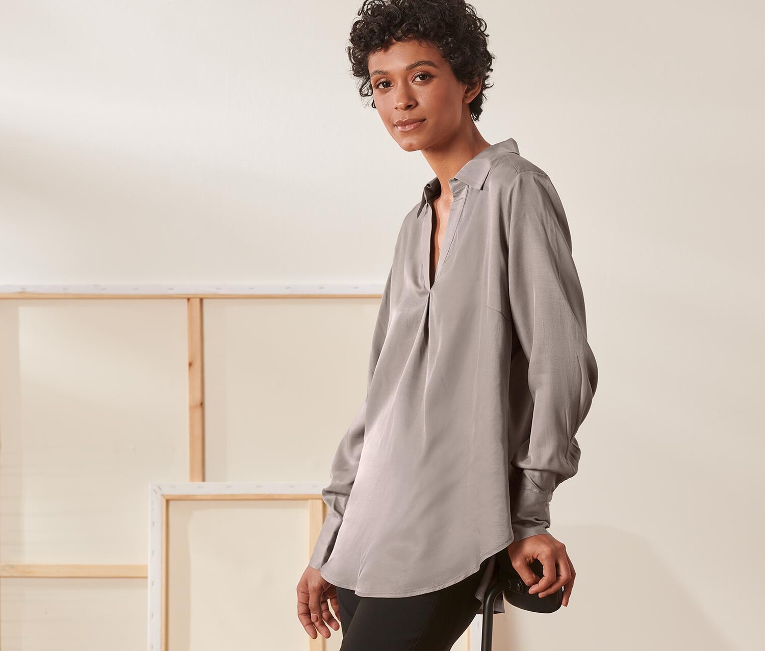 Атласная блузка Tchibo, серо-коричневый
Атласная блузка Tchibo, серо-коричневый