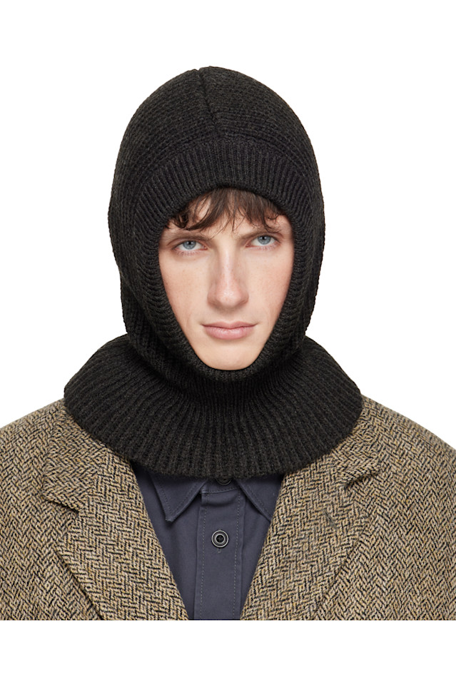 Lemaire Коричневая балаклава с капюшоном
Lemaire Коричневая балаклава с капюшоном
