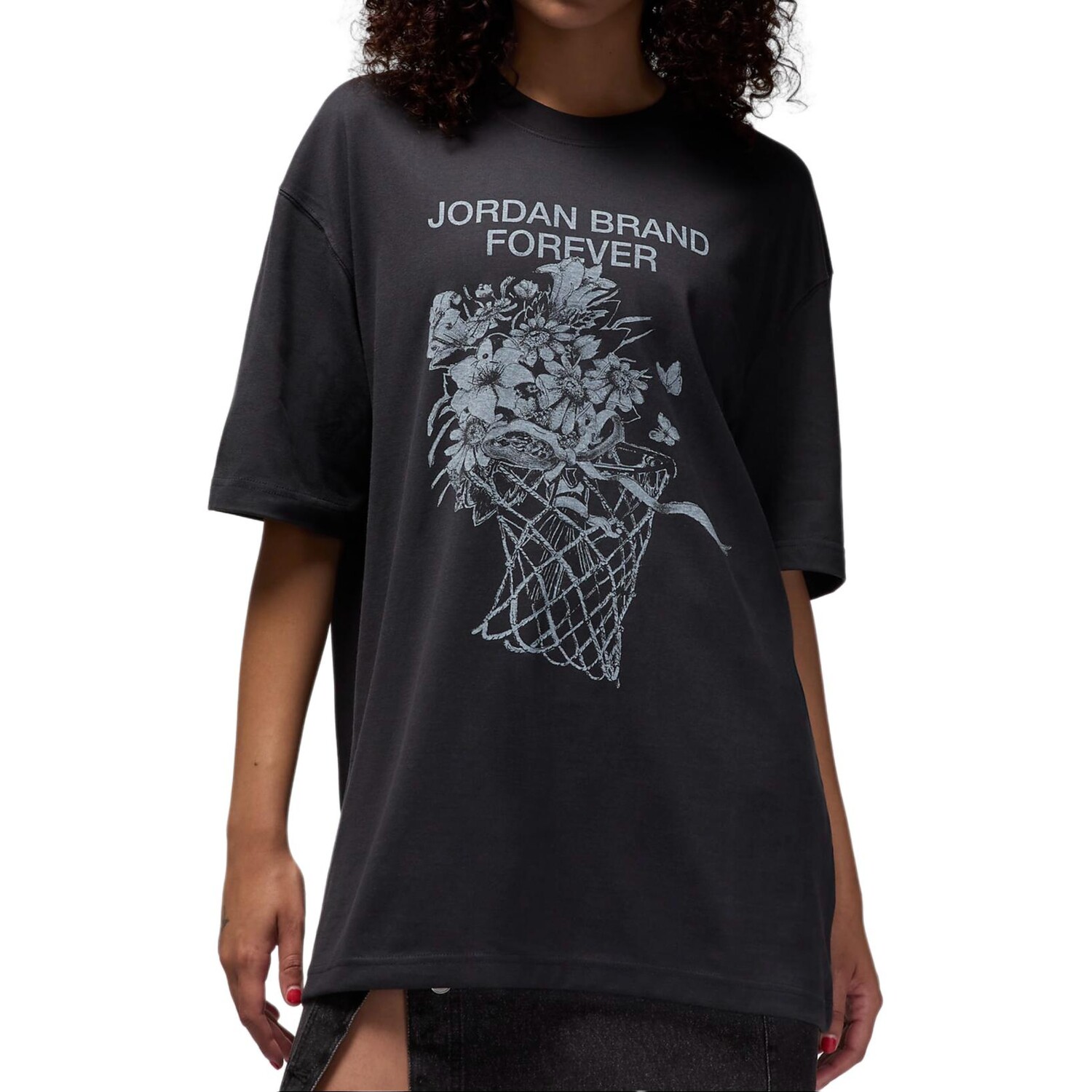 Одежда Футболка женская черная Jordan
Одежда Футболка женская черная Jordan