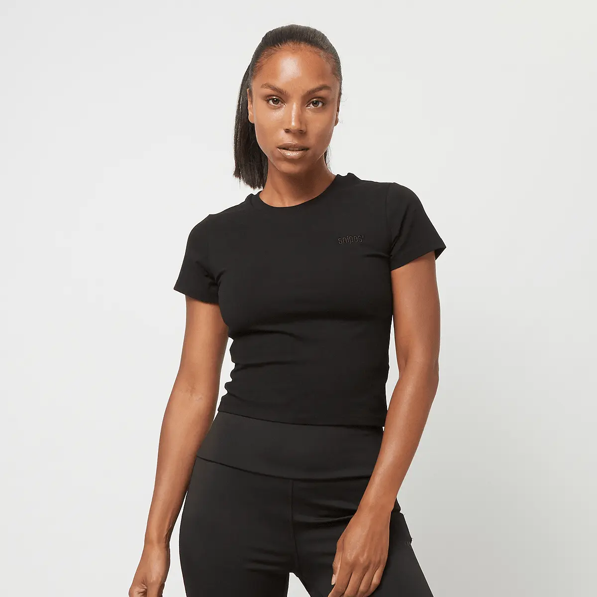 Футболка SNIPES Small Logo Essential Baby Tee, черный
Футболка SNIPES Small Logo Essential Baby Tee, черный