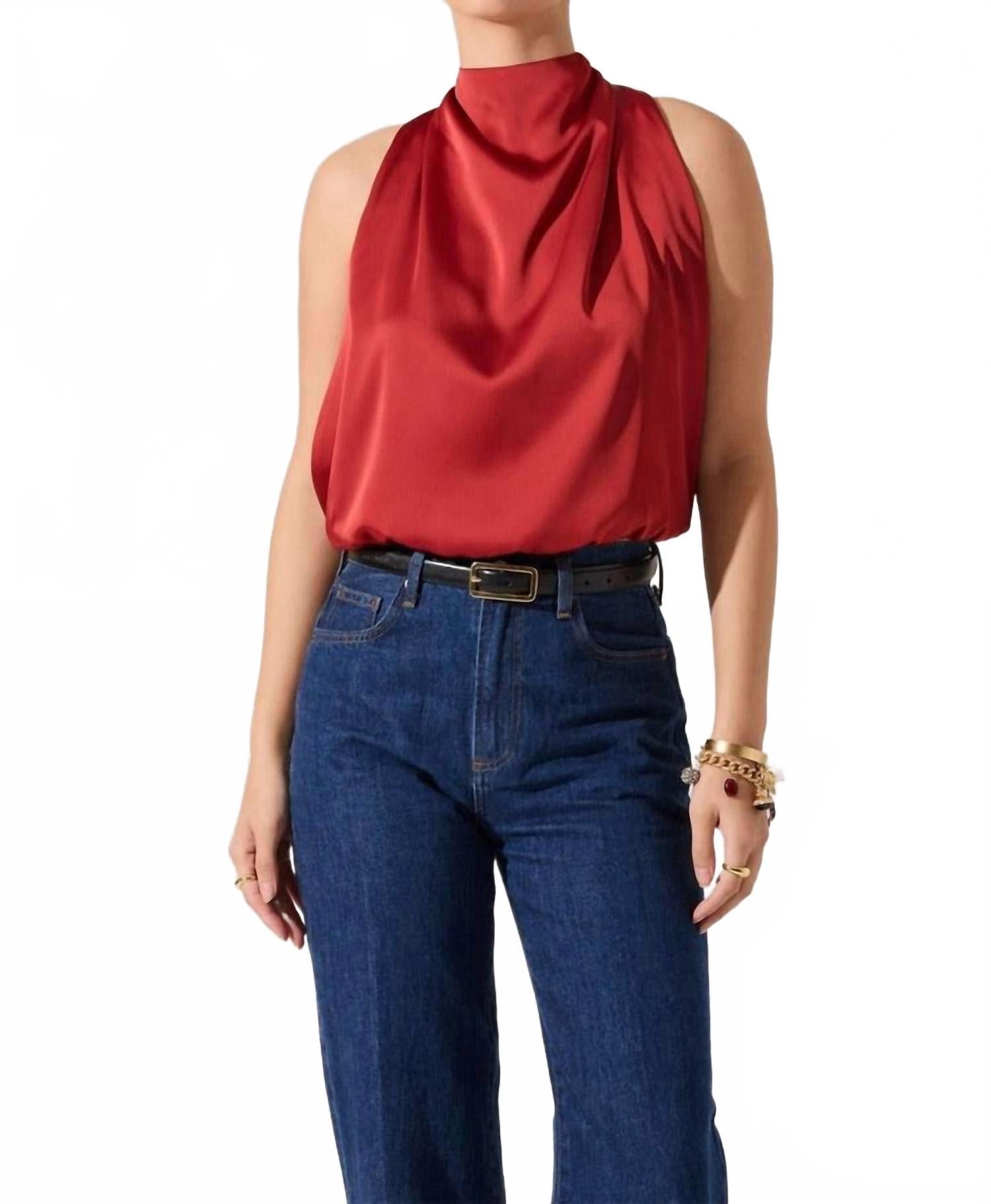 Топ без рукавов Joleisa цвета ржавчины Astr, Rust
Топ без рукавов Joleisa цвета ржавчины Astr, Rust