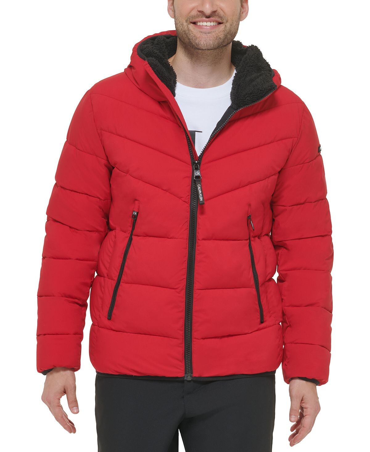 Мужская эластичная куртка chevron с капюшоном на подкладке из шерпы Calvin Klein, мульти, Красный, Мужская эластичная куртка chevron с капюшоном на подкладке из шерпы Calvin Klein, мульти
Мужская эластичная куртка chevron с капюшоном на подкладке из шерпы Calvin Klein, мульти, Красный, Мужская эластичная куртка chevron с капюшоном на подкладке из шерпы Calvin Klein, мульти