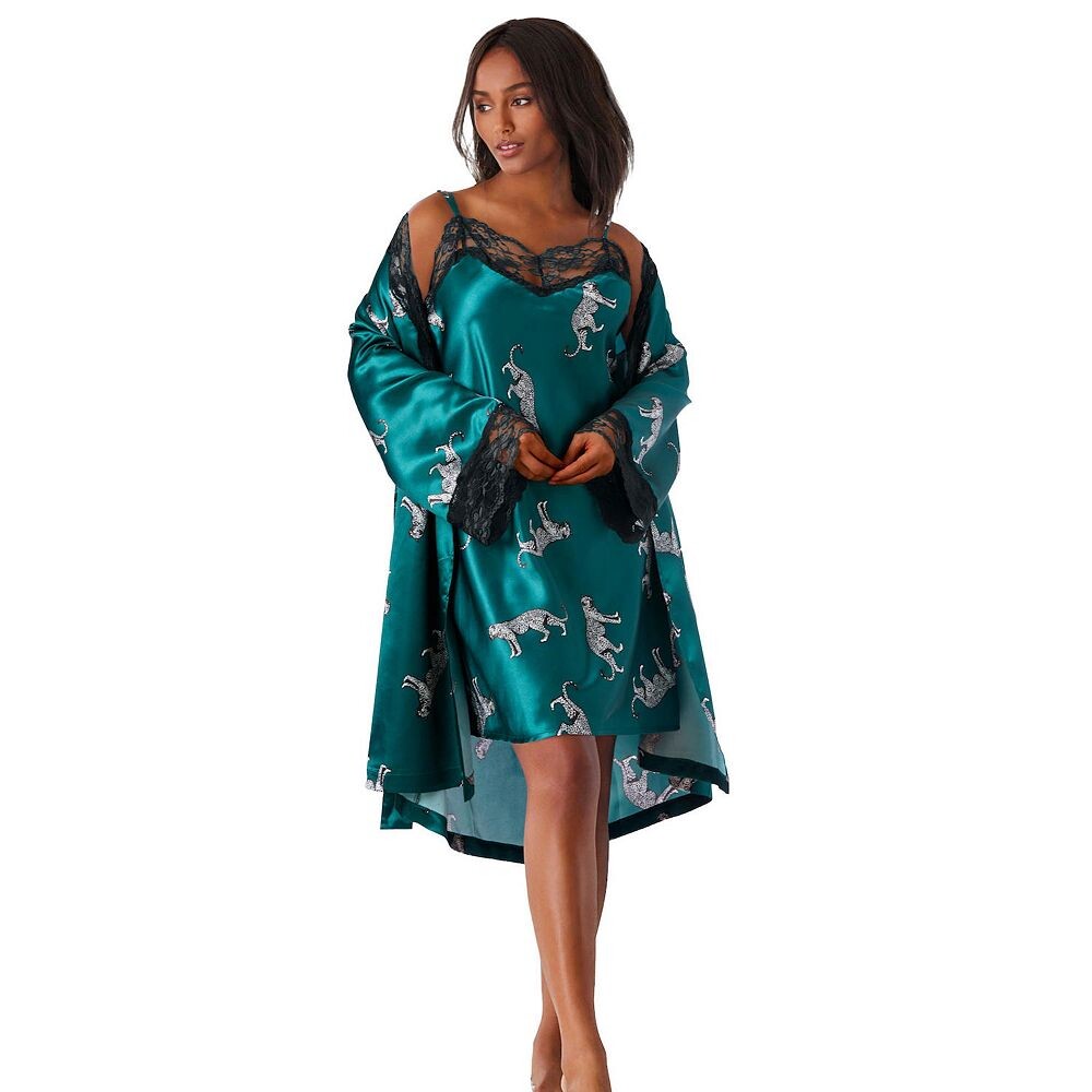 Amoureuse - женский комплект из роскошного атласного короткого пеньюара, цвет Deep Emerald Leopard
Amoureuse - женский комплект из роскошного атласного короткого пеньюара, цвет Deep Emerald Leopard