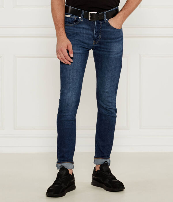 Джинсы мужские Calvin Klein Jeans Skinny Fit с нашивкой логотипа, синий
Джинсы мужские Calvin Klein Jeans Skinny Fit с нашивкой логотипа, синий