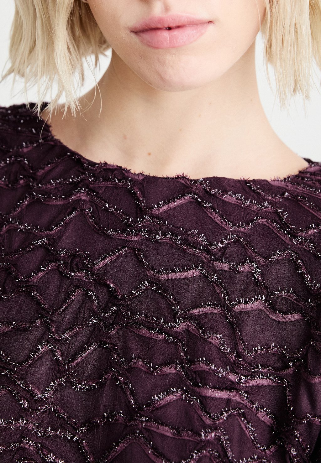 Коктейльное платье / Вечернее платье VMELGA SHORT GLITTER DRESS Vero Moda, темно-фиолетовый
Коктейльное платье / Вечернее платье VMELGA SHORT GLITTER DRESS Vero Moda, темно-фиолетовый