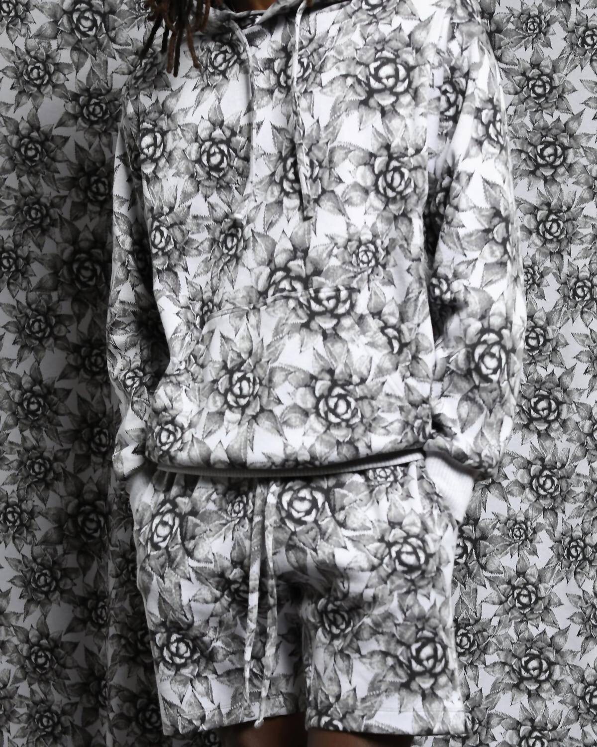 Лавандовое вязаное худи Agave Hyper Reality TWENTY MONTREAL, лаванда
Лавандовое вязаное худи Agave Hyper Reality TWENTY MONTREAL, лаванда