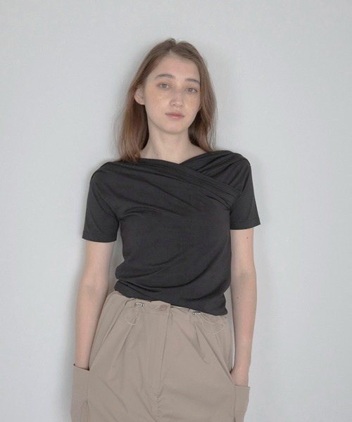 Футболка с открытыми плечами, крой Cooling Touch MINERTE, черный
Футболка с открытыми плечами, крой Cooling Touch MINERTE, черный