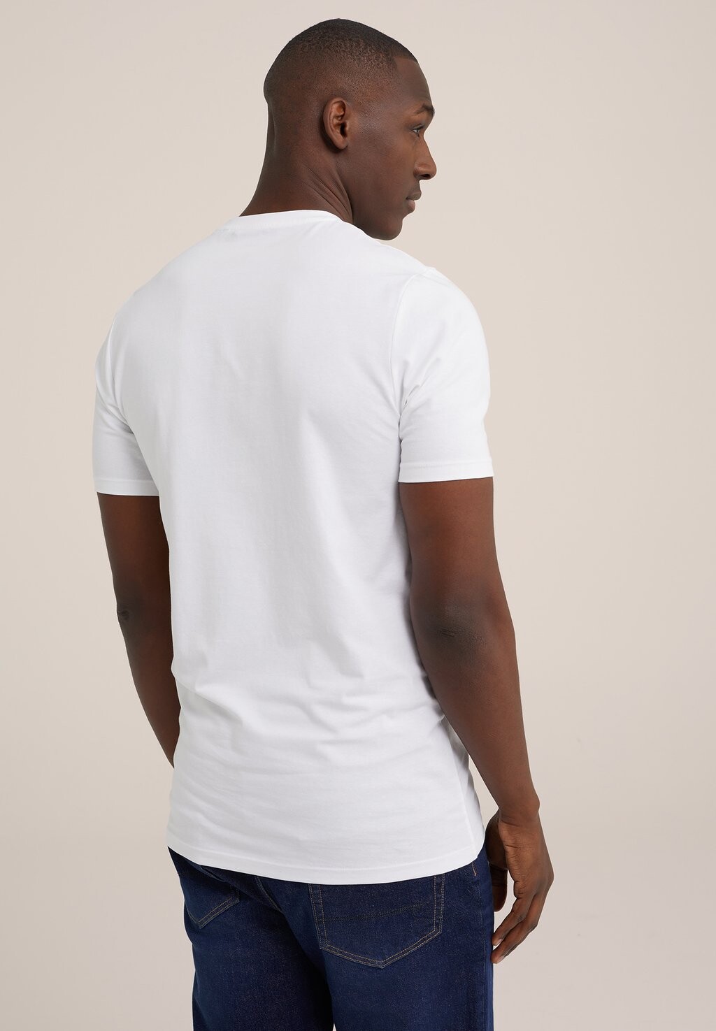 Базовая футболка 2 Pack WE Fashion, белая
Базовая футболка 2 Pack WE Fashion, белая