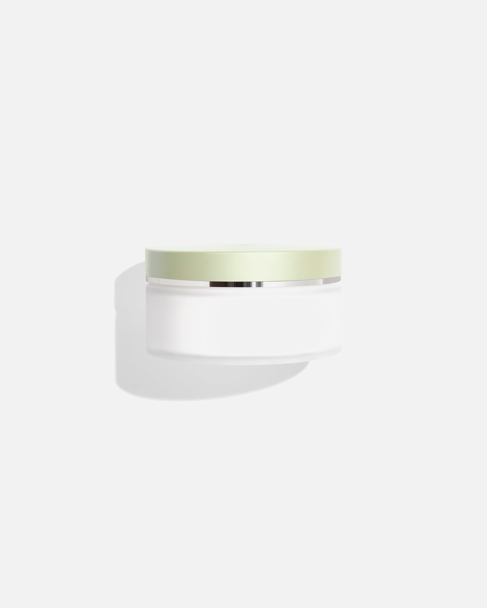 Крем для тела Chanel, 150 мл
Крем для тела Chanel, 150 мл