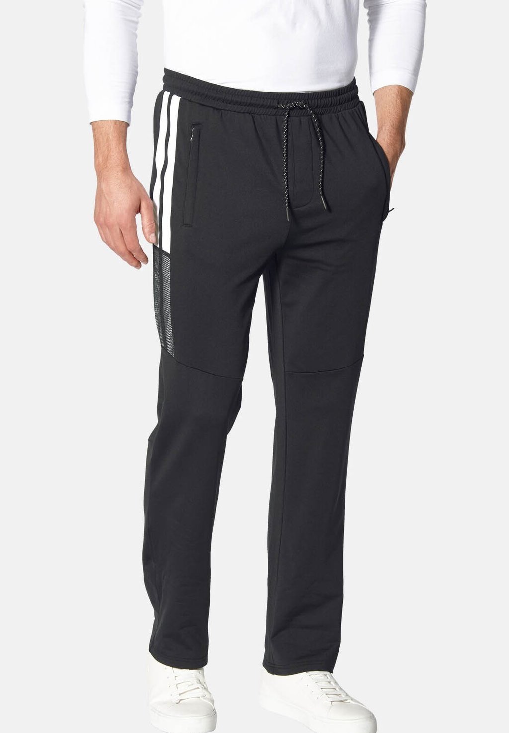 Спортивные брюки JOGGING GIGITONI Babista, черный
Спортивные брюки JOGGING GIGITONI Babista, черный