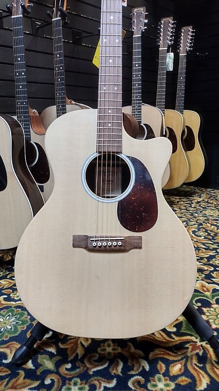 Martin X-Series GPC-X2E Красное дерево X-Series GPC-X2E Mahogany
Martin X-Series GPC-X2E Красное дерево X-Series GPC-X2E Mahogany