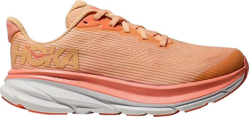 Детские кроссовки Clifton 9 для начальной школы HOKA, персиковый/белый
Детские кроссовки Clifton 9 для начальной школы HOKA, персиковый/белый
