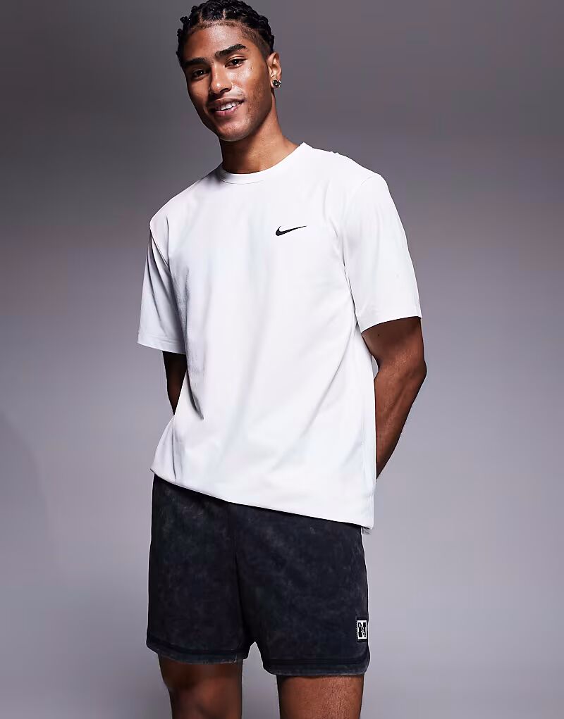 Шорты Training Heritage Dri-FIT черного цвета Nike Training
Шорты Training Heritage Dri-FIT черного цвета Nike Training