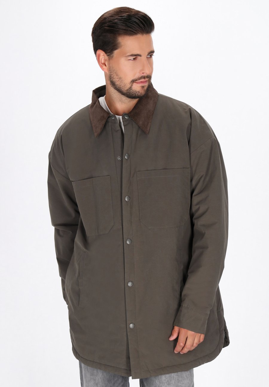 Пальто DreiMaster Winter coat, Dark Olive/Olive
Пальто DreiMaster Winter coat, Dark Olive/Olive