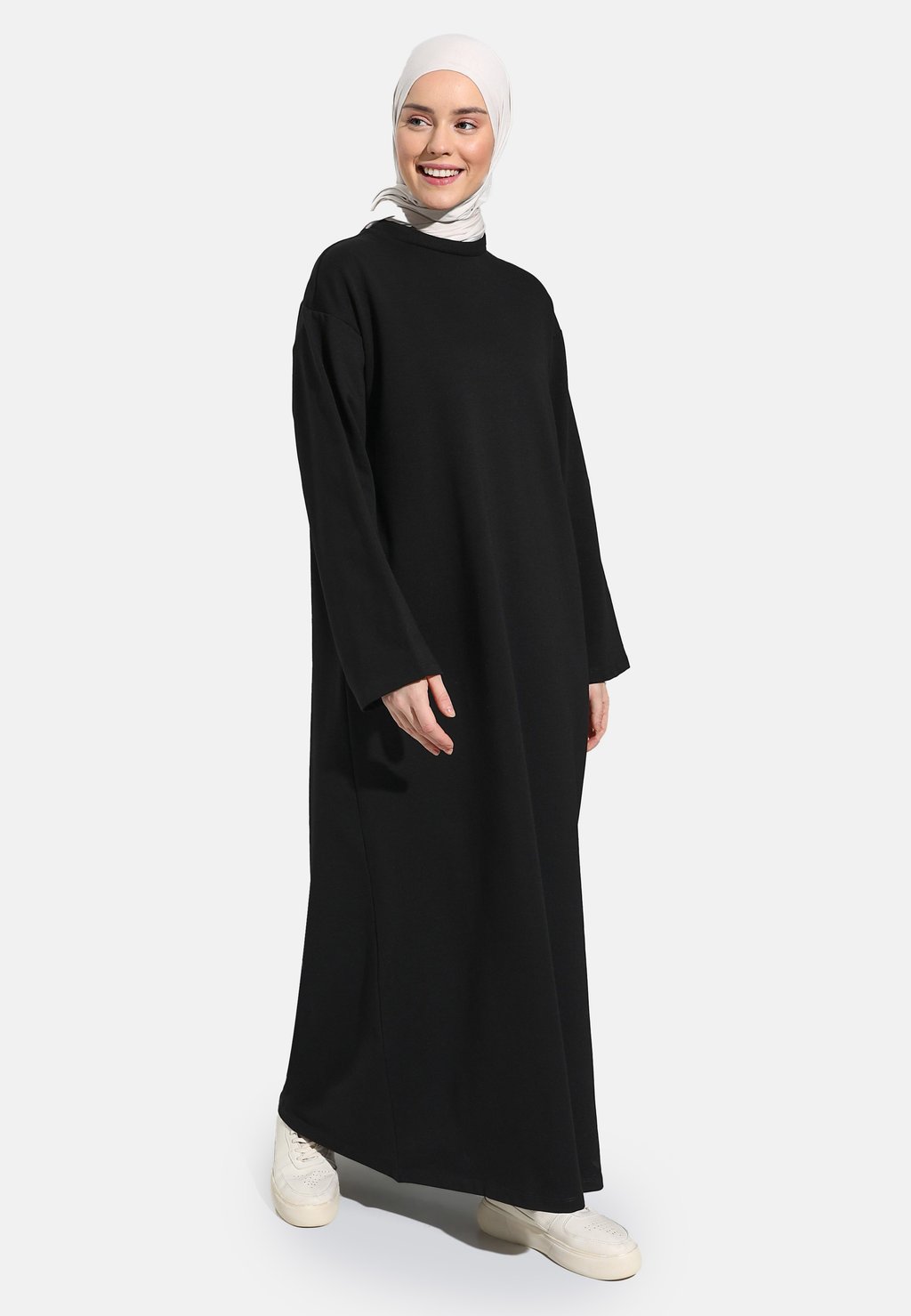 Платье макси BENIN Modanisa, черный
Платье макси BENIN Modanisa, черный