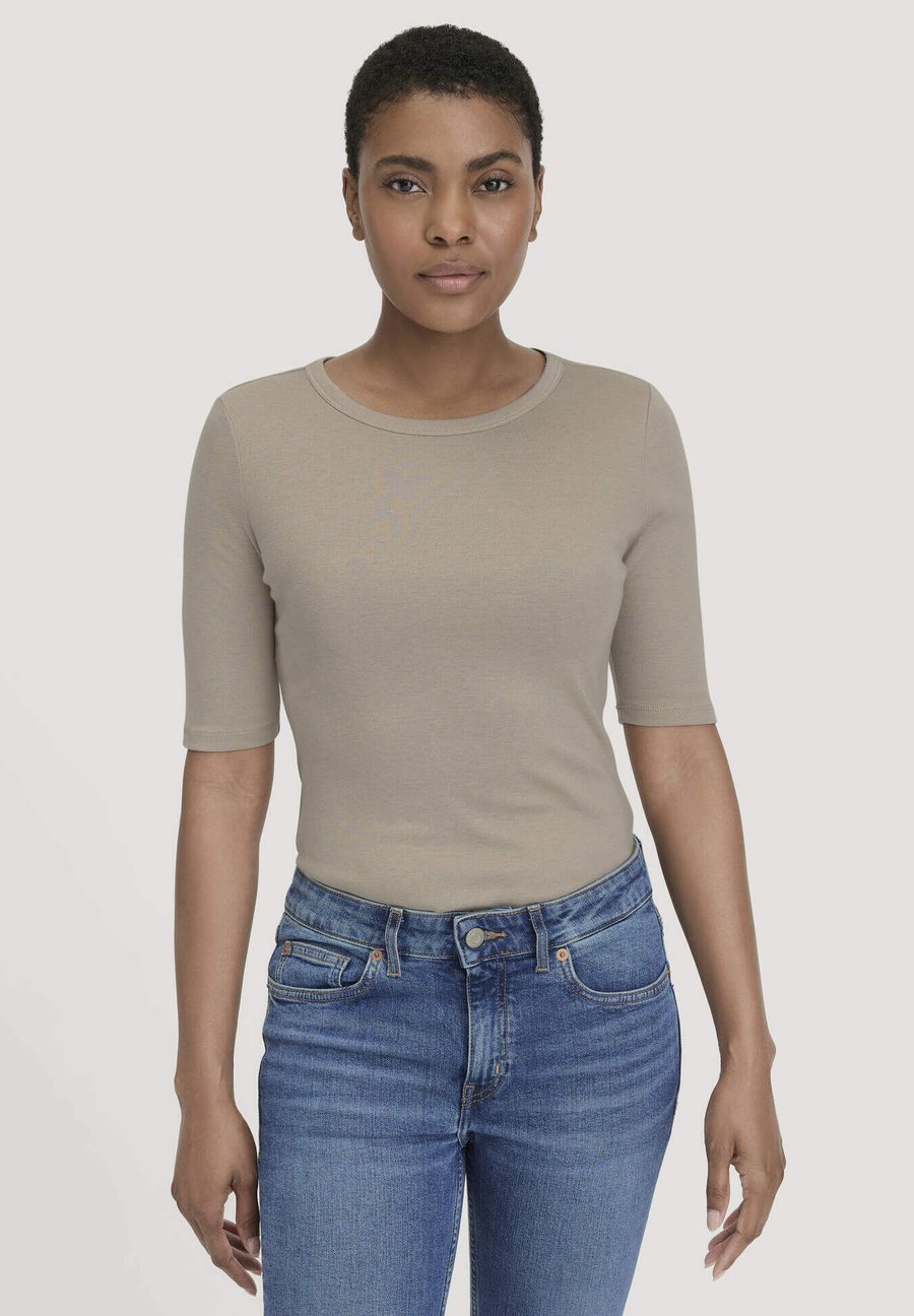 Футболка Hessnatur Basic T-shirt, Taupe/Sand, Коричневый, Футболка Hessnatur Basic T-shirt, Taupe/Sand
Футболка Hessnatur Basic T-shirt, Taupe/Sand, Коричневый, Футболка Hessnatur Basic T-shirt, Taupe/Sand