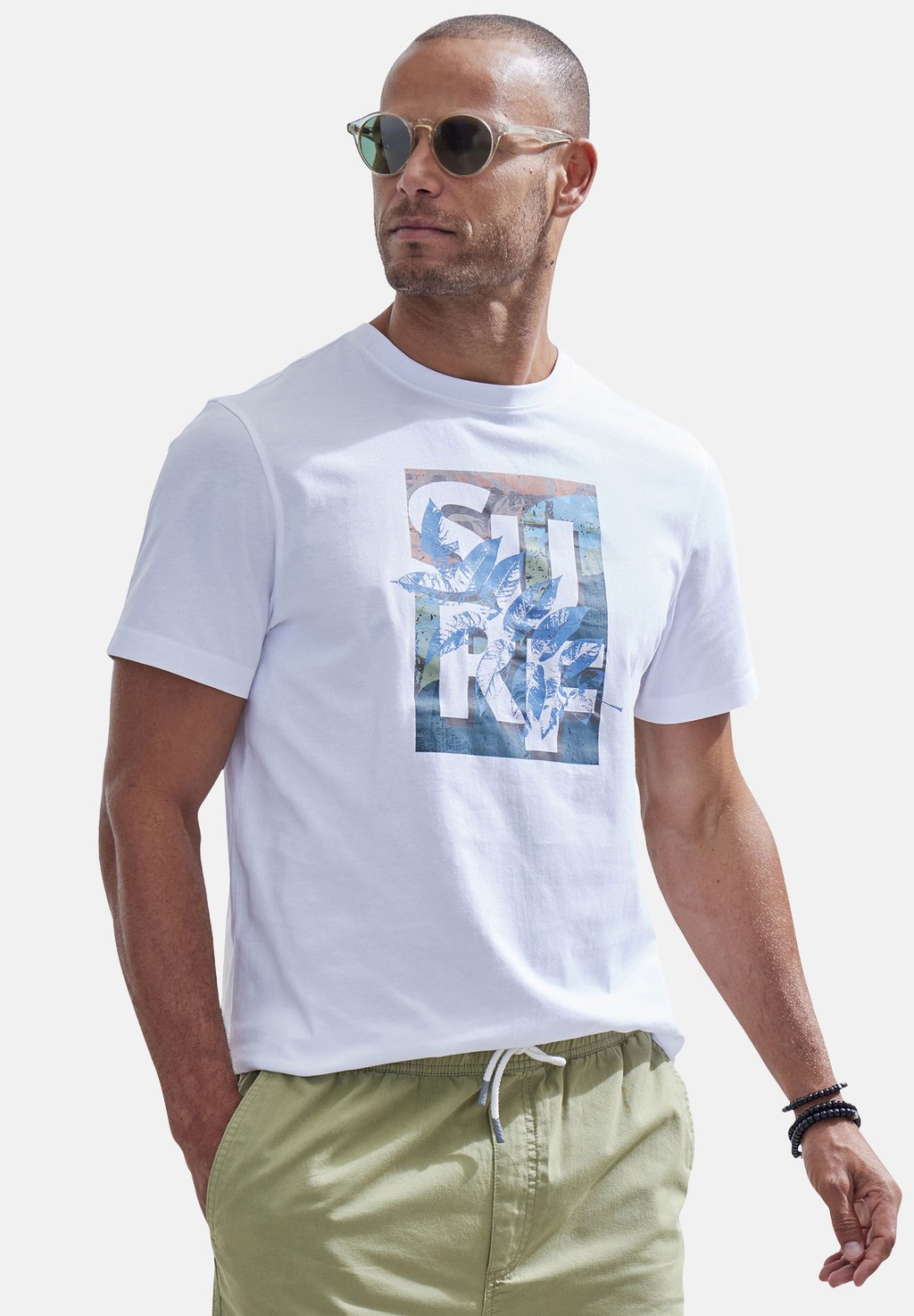 Футболка с принтом john devin, белый
Футболка с принтом john devin, белый