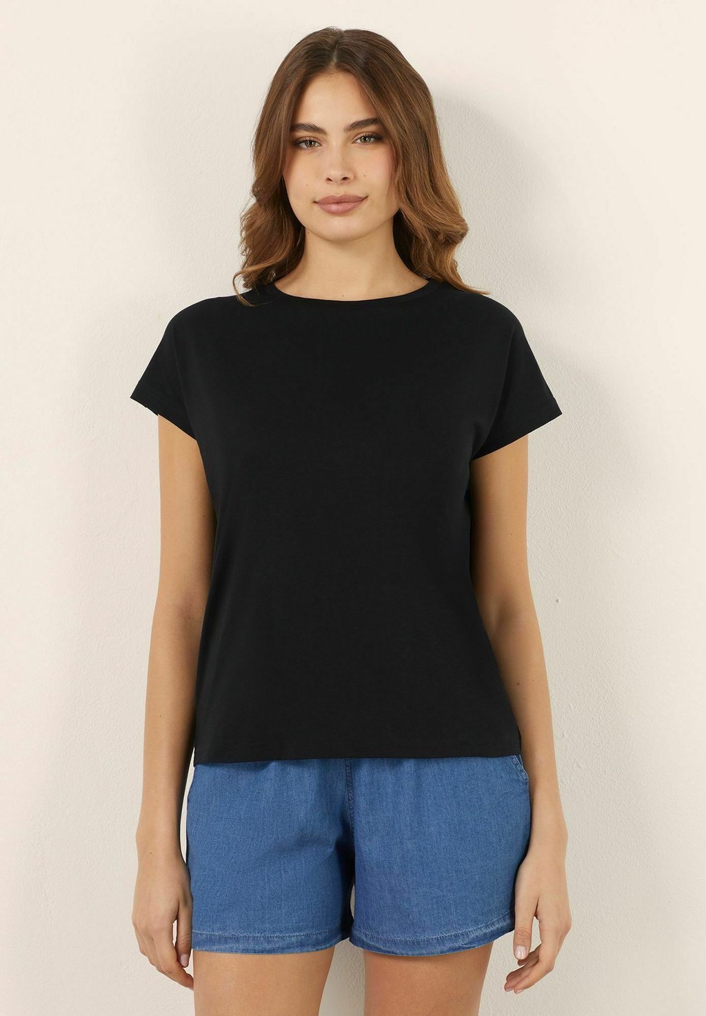 Футболка с принтом Yamamay, черный
Футболка с принтом Yamamay, черный