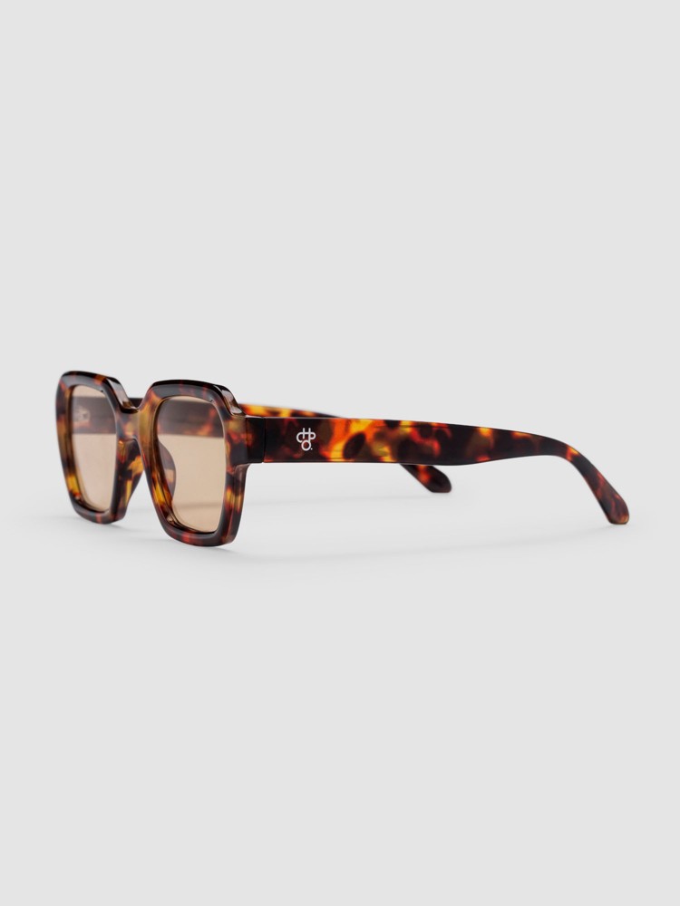 Солнцезащитные очки CHPO The AK Turtle Brown Sonnenbrille, brown, Коричневый, Солнцезащитные очки CHPO The AK Turtle Brown Sonnenbrille, brown
Солнцезащитные очки CHPO The AK Turtle Brown Sonnenbrille, brown, Коричневый, Солнцезащитные очки CHPO The AK Turtle Brown Sonnenbrille, brown