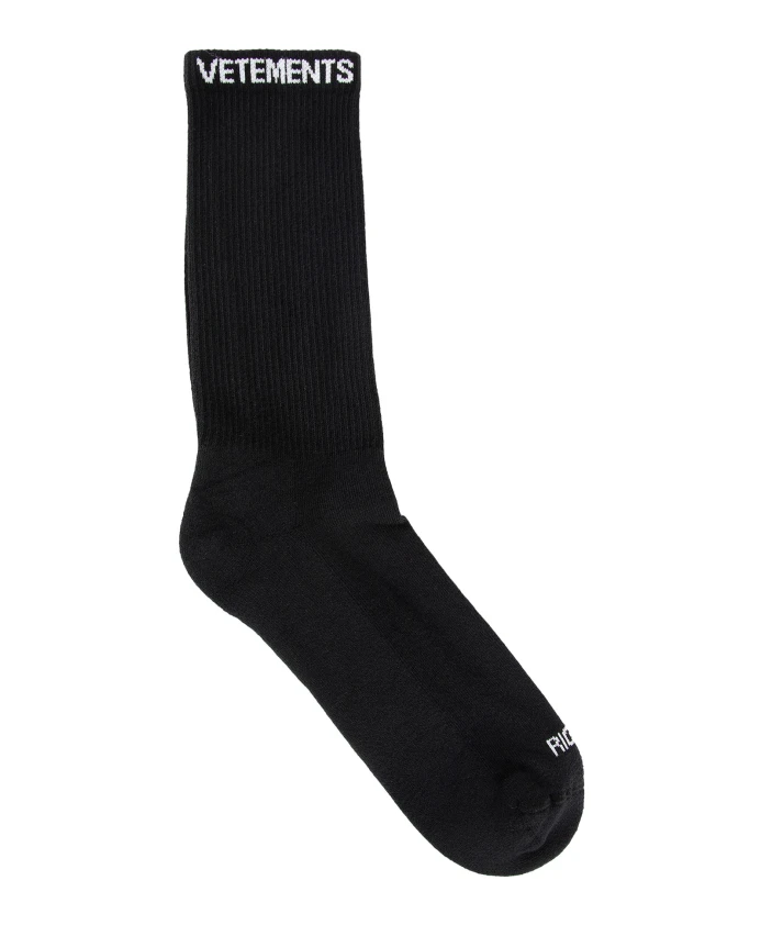 Черные хлопковые носки с жаккардовым логотипом Vetements, черный
Черные хлопковые носки с жаккардовым логотипом Vetements, черный