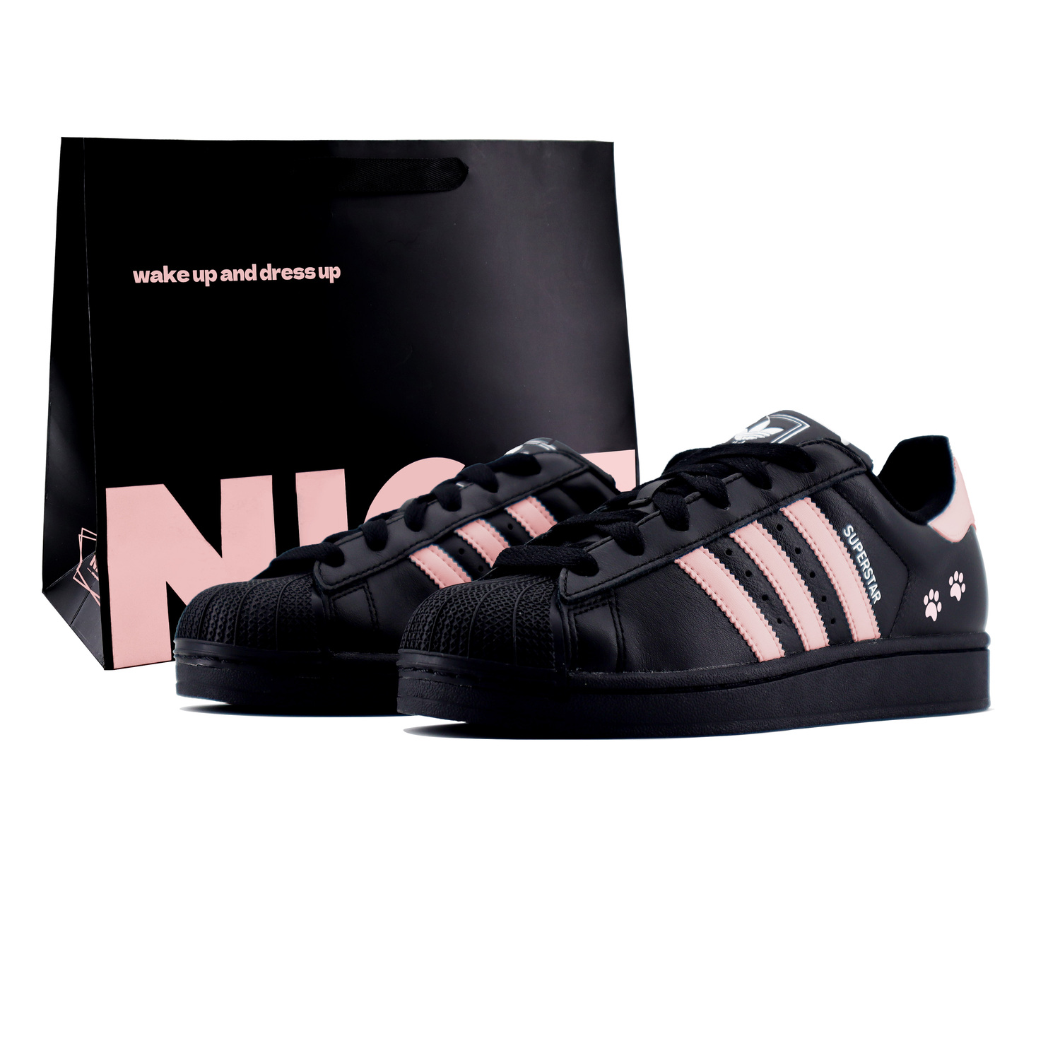 Superstar 2 Abrasion Resistant Low top детские скейтборд кроссовки черный розовый для подростков Adidas Originals, черный/розовый
Superstar 2 Abrasion Resistant Low top детские скейтборд кроссовки черный розовый для подростков Adidas Originals, черный/розовый