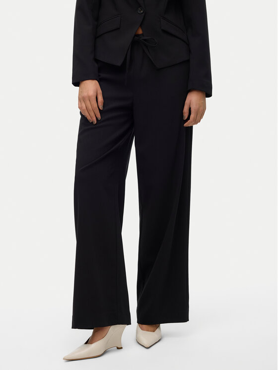 Тканевые брюки прямого кроя Vero Moda, черный
Тканевые брюки прямого кроя Vero Moda, черный