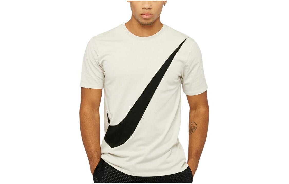 Футболка мужская белая Nike, белый
Футболка мужская белая Nike, белый