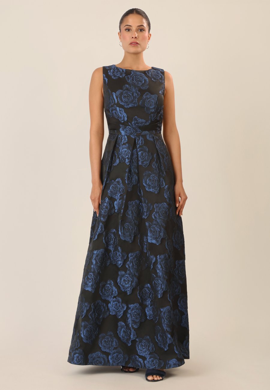 Платье Apart Occasion wear, Schwarz-Nachtblau/Black
Платье Apart Occasion wear, Schwarz-Nachtblau/Black