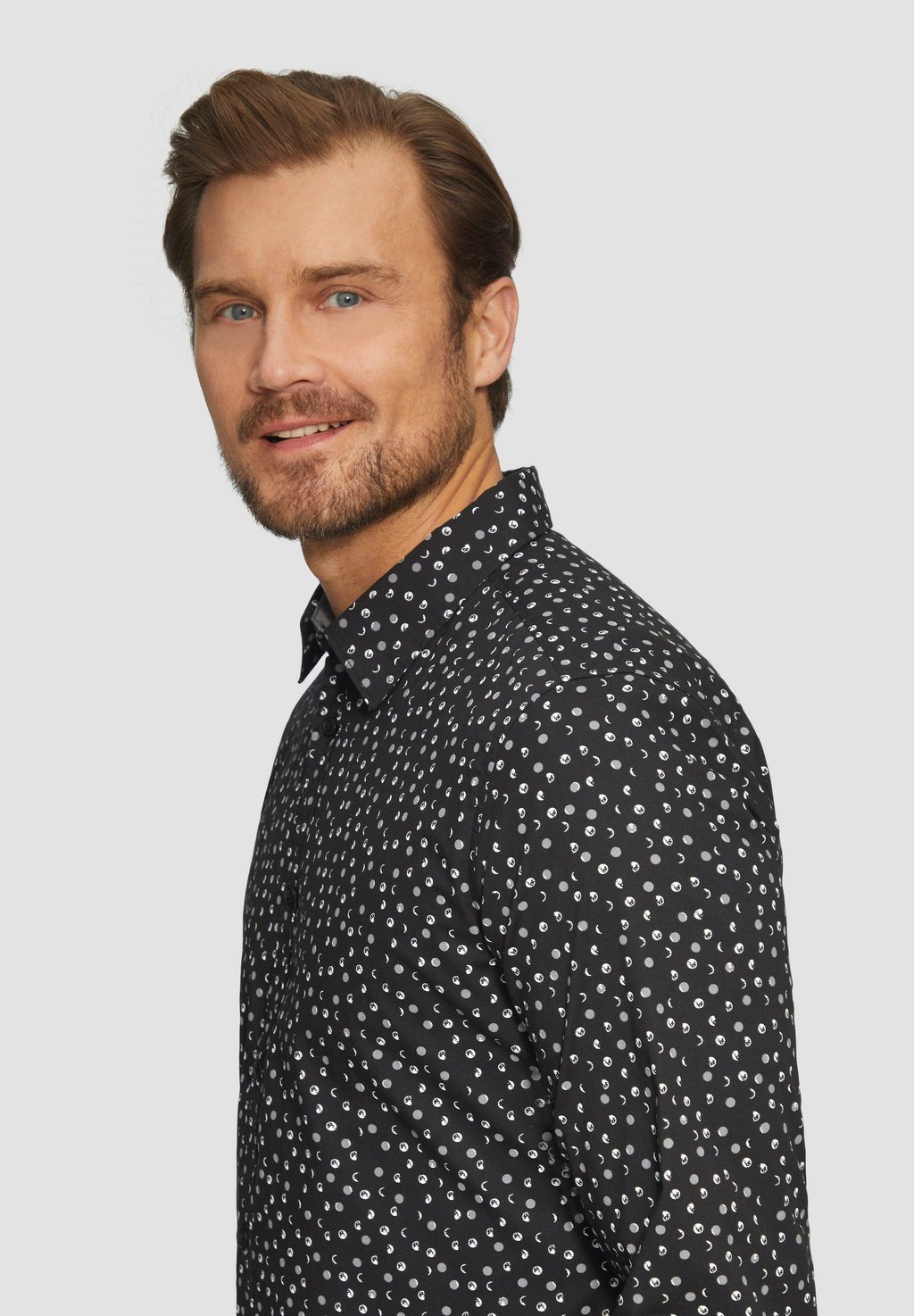 Рубашка s.Oliver, черный
Рубашка s.Oliver, черный