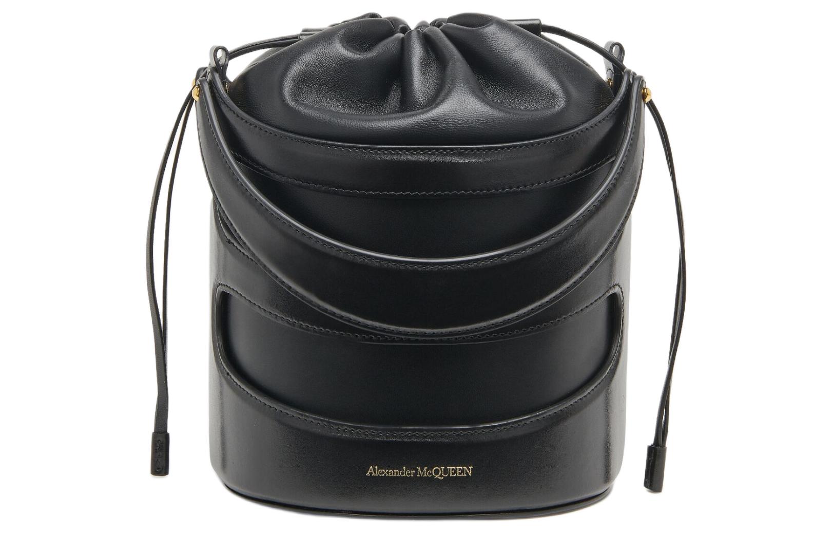 Сумка через плечо из телячьей кожи ведро черный Alexander McQueen
Сумка через плечо из телячьей кожи ведро черный Alexander McQueen