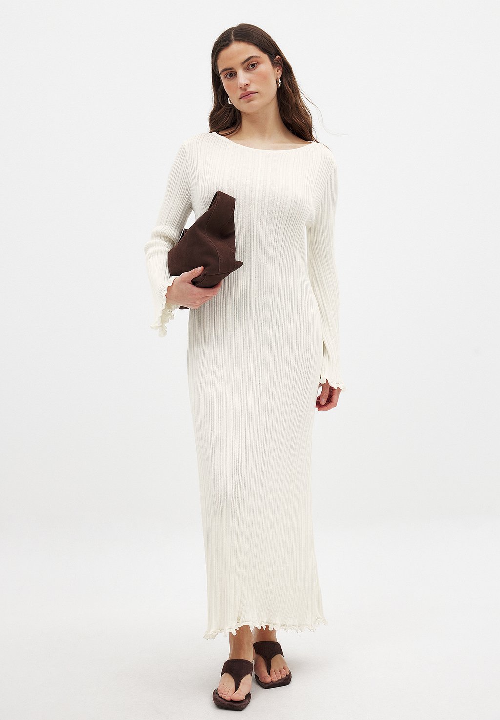 Платье макси ROUND NECK FRILL MAXI - Jumper dress NA-KD, белый
Платье макси ROUND NECK FRILL MAXI - Jumper dress NA-KD, белый