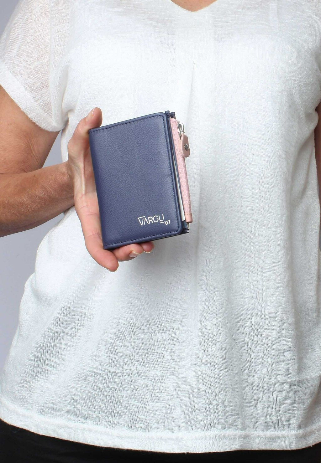 Кошелек SINE Vargu, розовый
Кошелек SINE Vargu, розовый