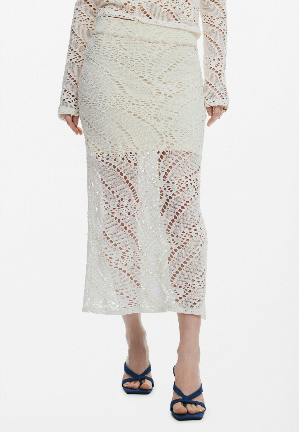 Юбка-карандаш Desigual, бежевый
Юбка-карандаш Desigual, бежевый