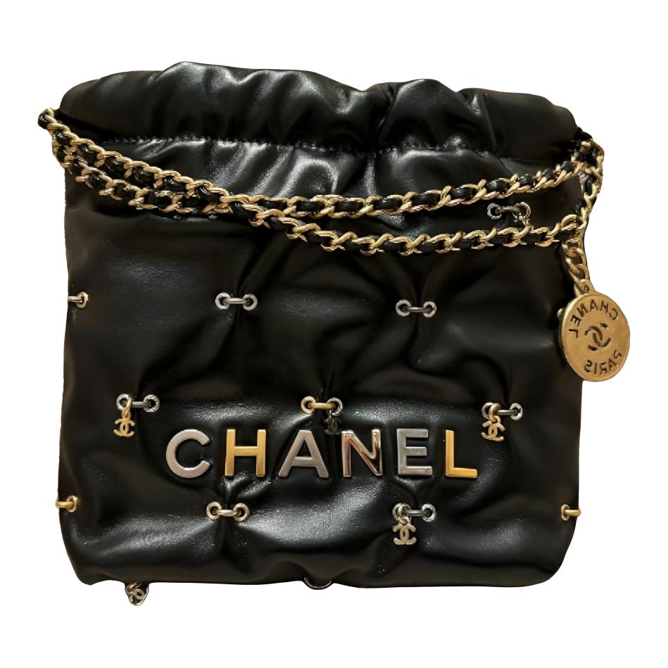 CHANEL Миниатюрная женская сумка из коровьей кожи черного цвета
CHANEL Миниатюрная женская сумка из коровьей кожи черного цвета