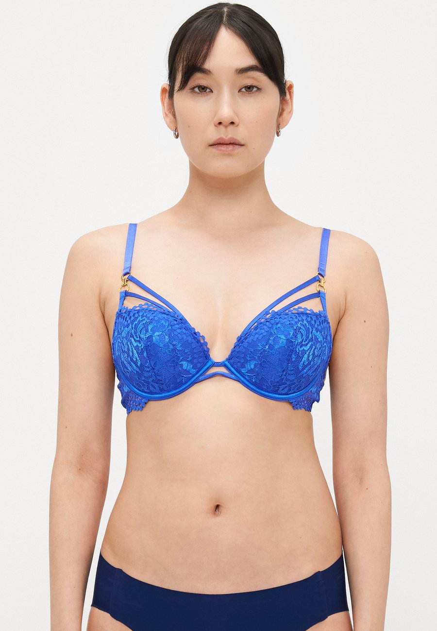Бюстгальтер Ann Summers LOVERS PADDED PLUNGE, Blue
Бюстгальтер Ann Summers LOVERS PADDED PLUNGE, Blue