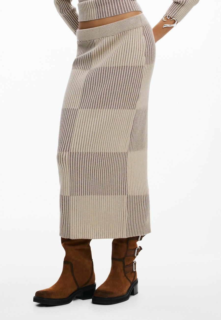 Юбка Desigual Pencil skirt, Beige
Юбка Desigual Pencil skirt, Beige