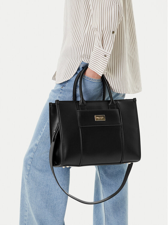 Сумка EO-KENTUCKY-LDA8168 Nine West, черный
Сумка EO-KENTUCKY-LDA8168 Nine West, черный