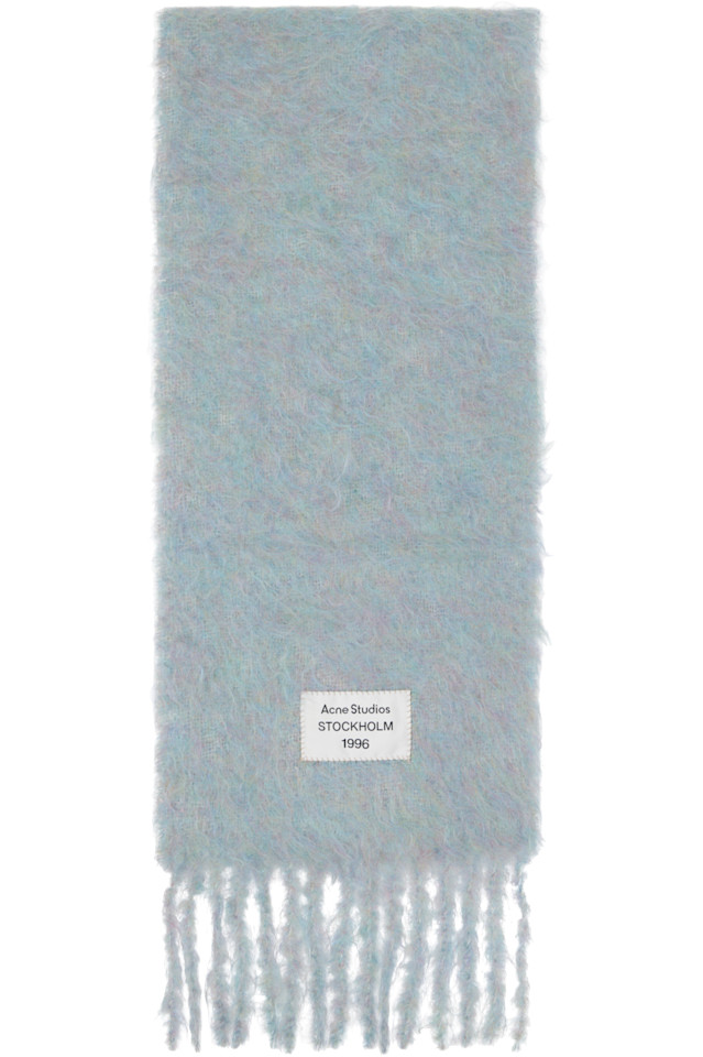 Acne Studios Шерстяной шарф с синим логотипом
Acne Studios Шерстяной шарф с синим логотипом