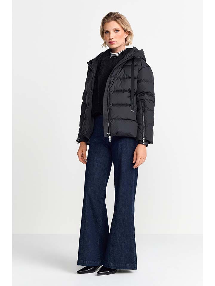 Стеганая куртка Rich & Royal, черный
Стеганая куртка Rich & Royal, черный