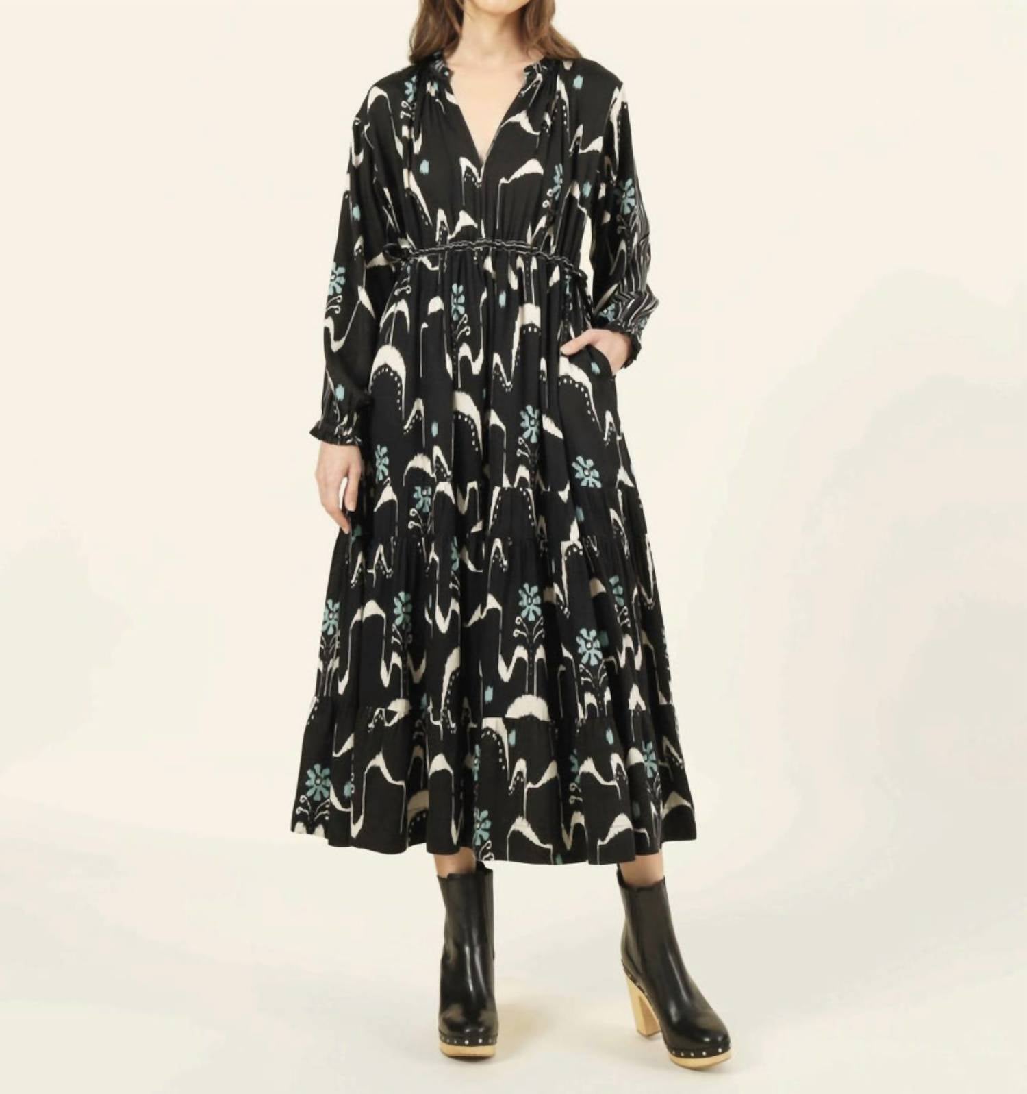 Платье Misha Midi в цвете Samira Smokestack OMIKA, Samira Smokestack
Платье Misha Midi в цвете Samira Smokestack OMIKA, Samira Smokestack