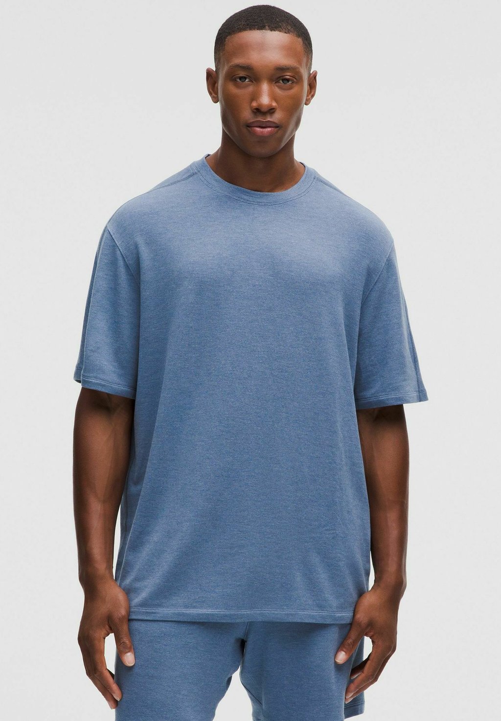 Спортивная футболка BeCalm Relaxed-Fit Short Sleeve lululemon, синий
Спортивная футболка BeCalm Relaxed-Fit Short Sleeve lululemon, синий