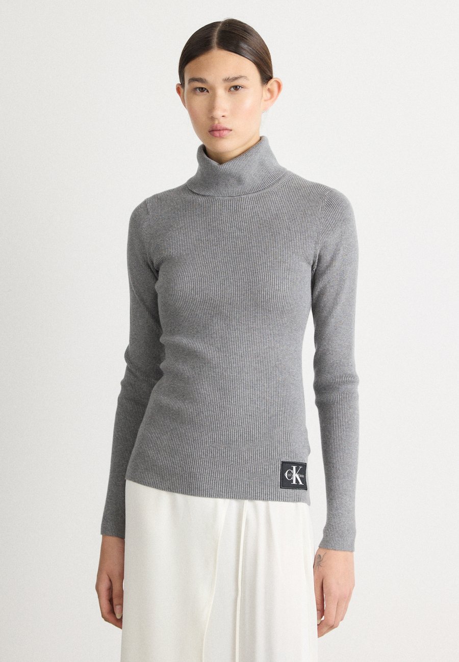 Джемпер Calvin Klein Jeans LABEL ROLL NECK, Grey Heather/Mottled Grey
Джемпер Calvin Klein Jeans LABEL ROLL NECK, Grey Heather/Mottled Grey