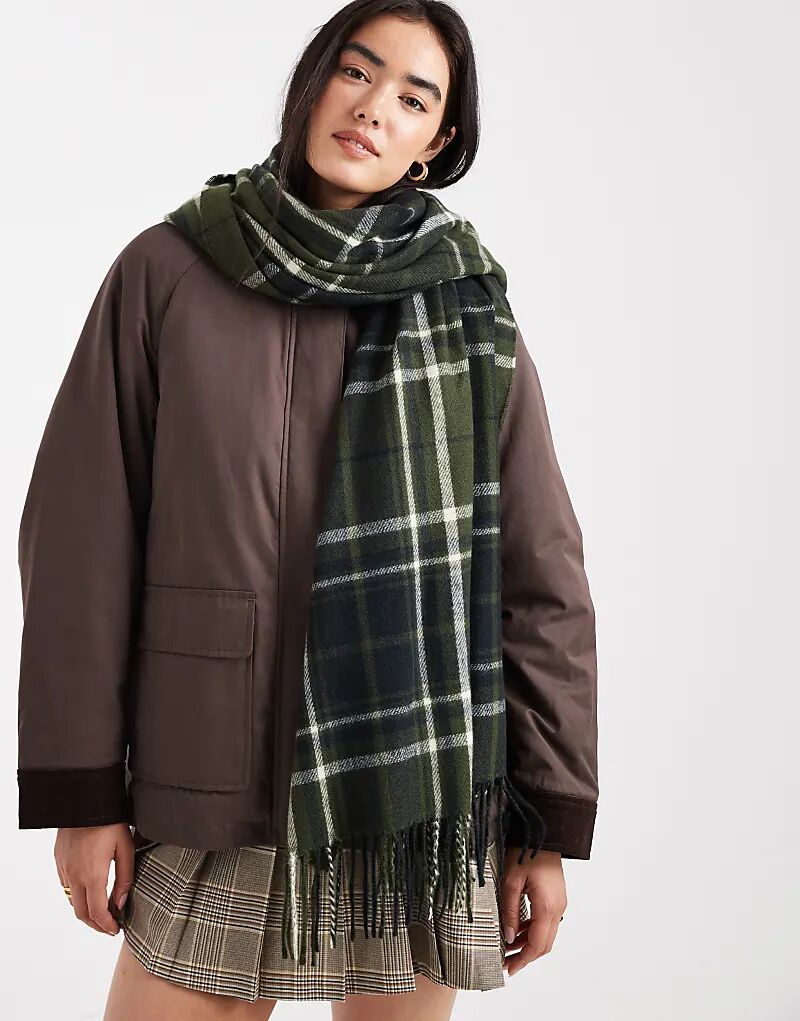 Шарф New Look Heritage в клетку цвета хаки
Шарф New Look Heritage в клетку цвета хаки