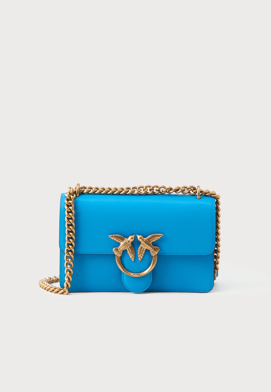 Сумка Pinko LOVE ONE MINI, Azzurro/Gold-Coloured/Light Blue
Сумка Pinko LOVE ONE MINI, Azzurro/Gold-Coloured/Light Blue
