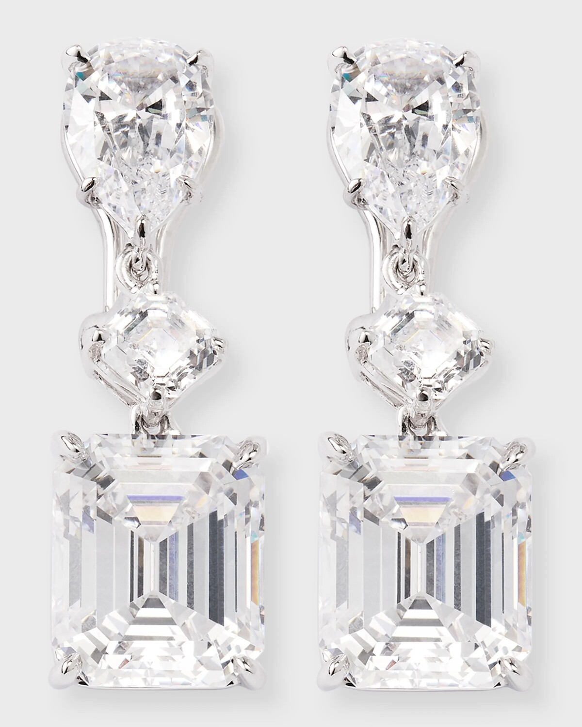 Серьги-капли с кубическим цирконием Fantasia by DeSerio
Серьги-капли с кубическим цирконием Fantasia by DeSerio