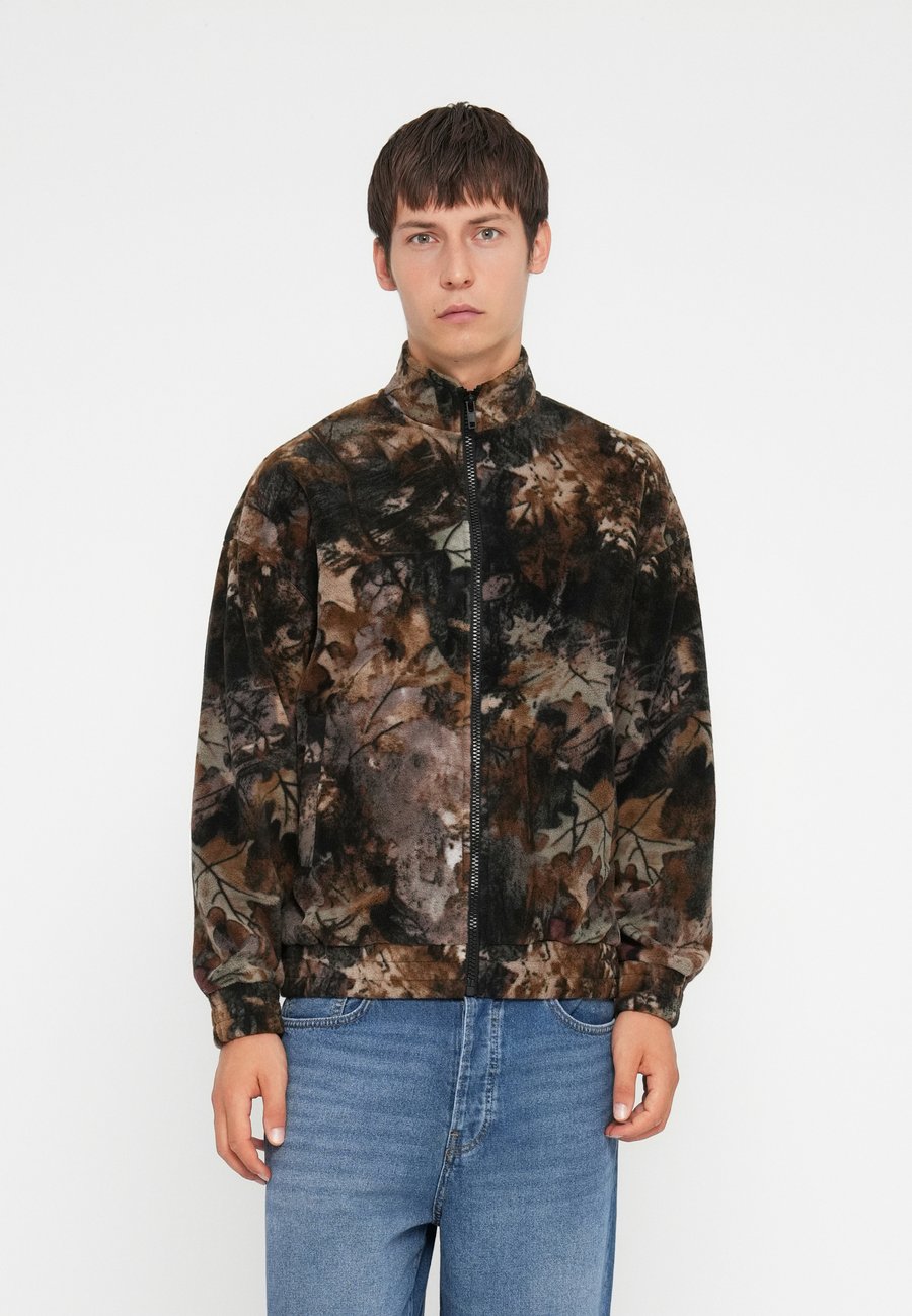 Джемпер Only & Sons ONSBILLY ZIP, Coffee Bean/Brown
Джемпер Only & Sons ONSBILLY ZIP, Coffee Bean/Brown