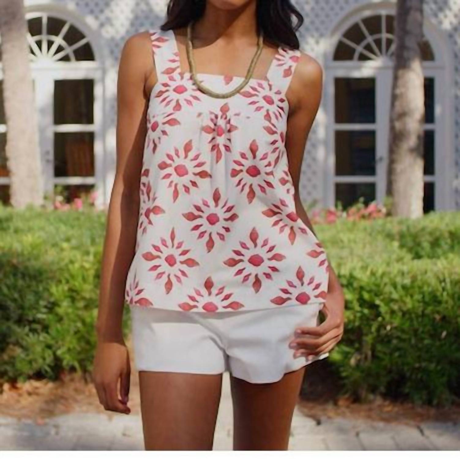 Топ с широкими бретелями белого цвета Never A Wallflower, белый
Топ с широкими бретелями белого цвета Never A Wallflower, белый